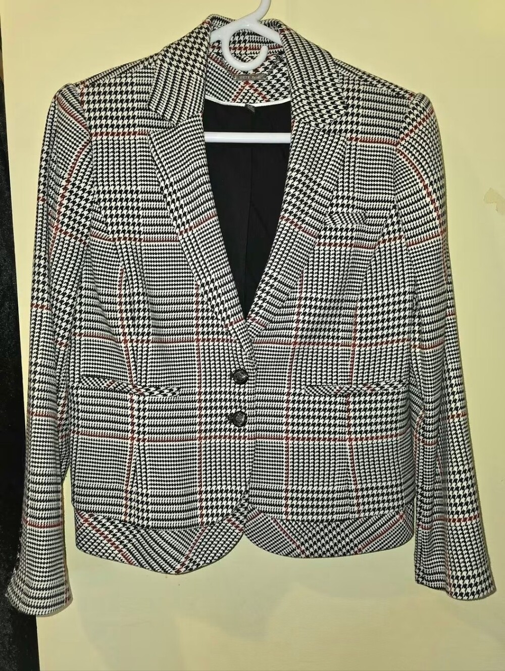 White House Black Market Women’s Houndstooth Plaid Tailored Blazer- Black&White